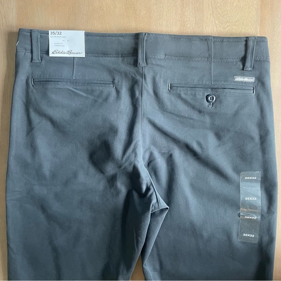 Eddie Bauer Men's Flex Wrinkle-Resistant Sport Chinos - Classic 35x32 - Picture 9 of 13